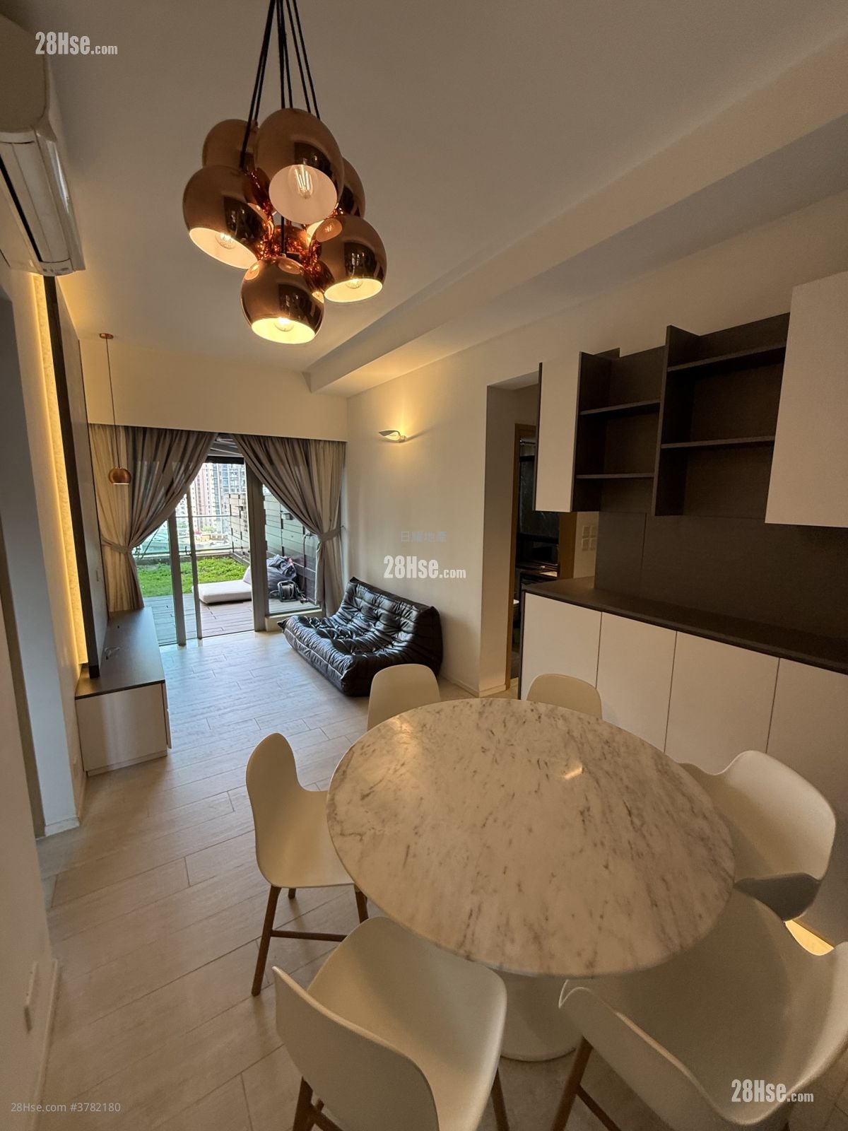 天晋 租盘 3 房 , 2 浴室 694 平方尺