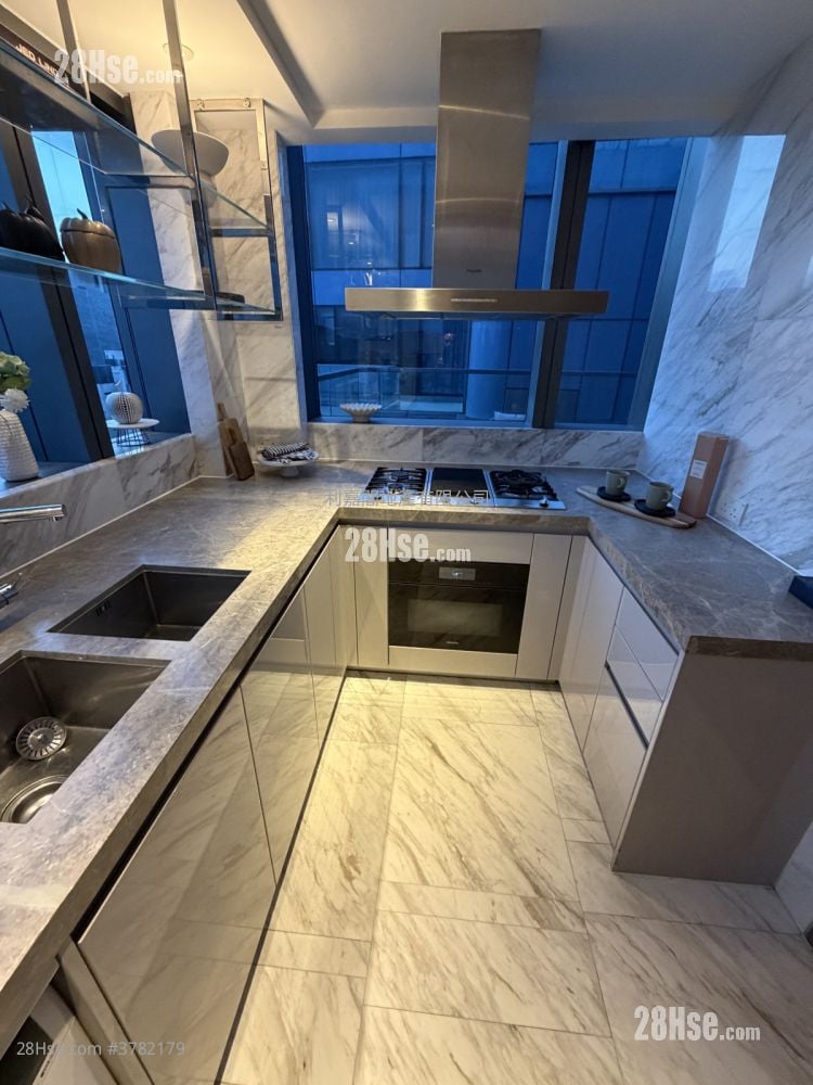 La Vetta Sell 4 Bedrooms , 4 Bathrooms 1,869 ft²