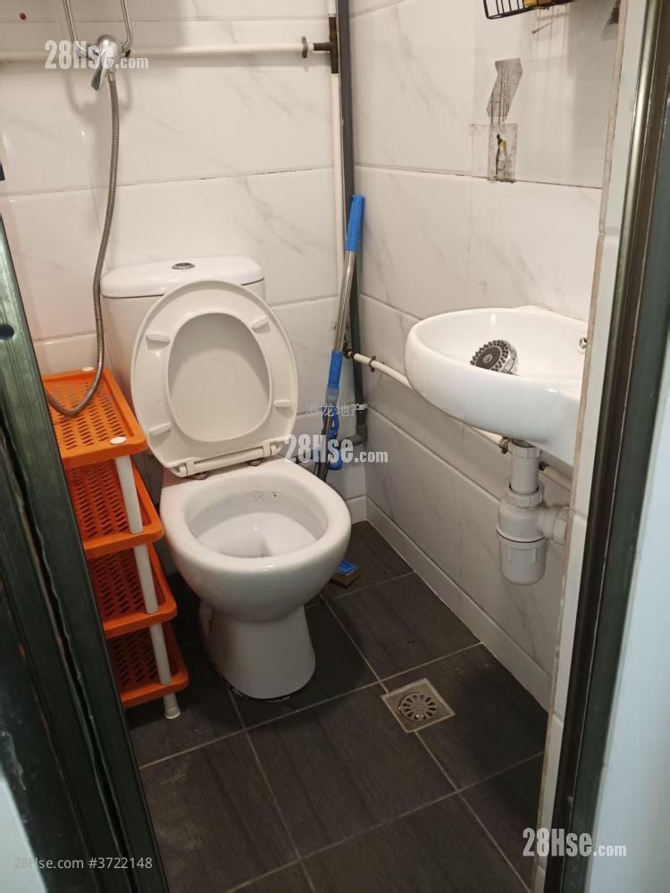 Wai Yip Building Rental 1 Bedroom , 1 Bathroom 120 ft²