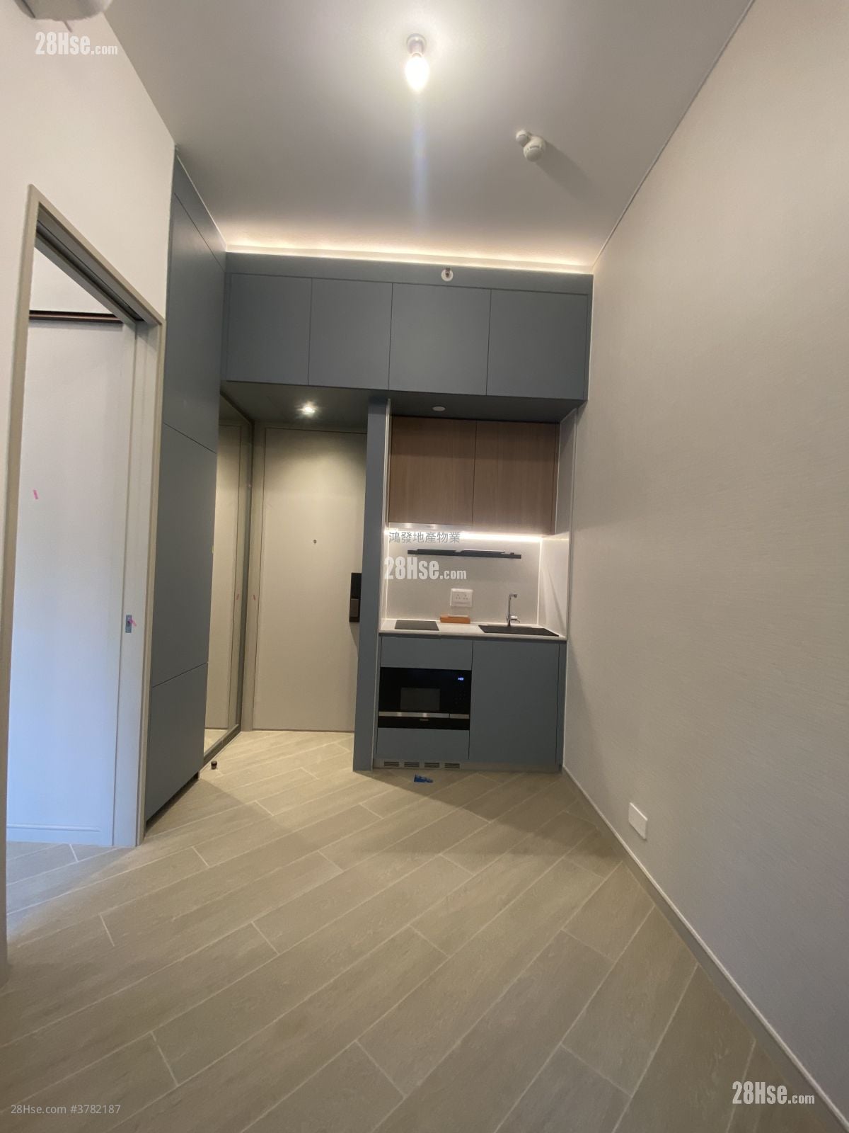 晓柏峰 租盘 1 房 , 1 浴室 234 平方尺