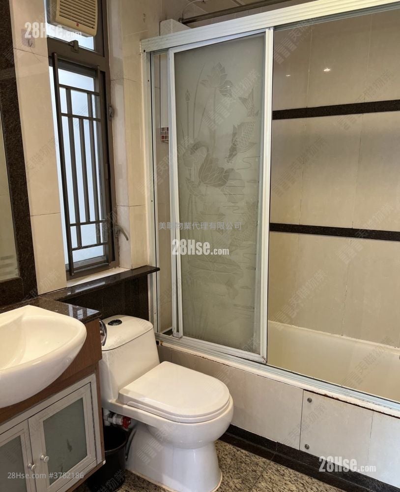 The Grandiose Sell 2 Bedrooms , 1 Bathroom 470 ft²