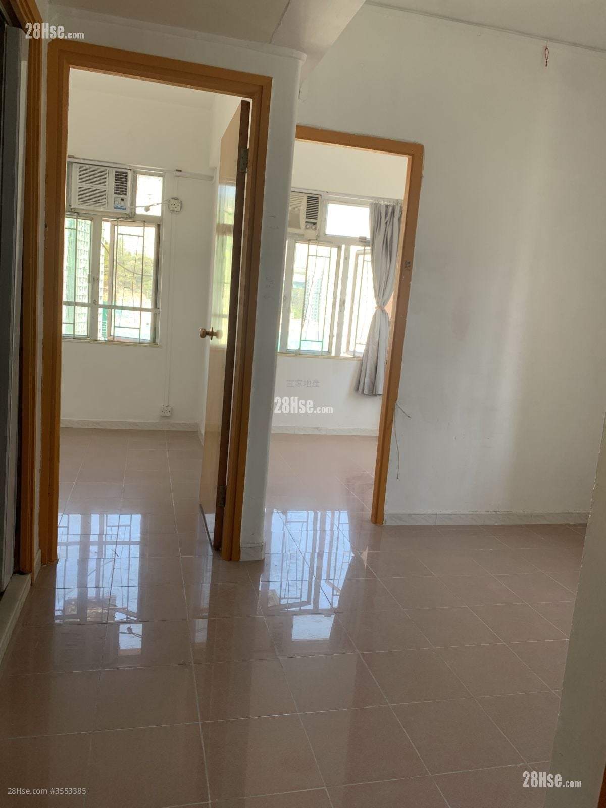 鸿发大楼 售盘 2 房 , 1 浴室 340 平方尺