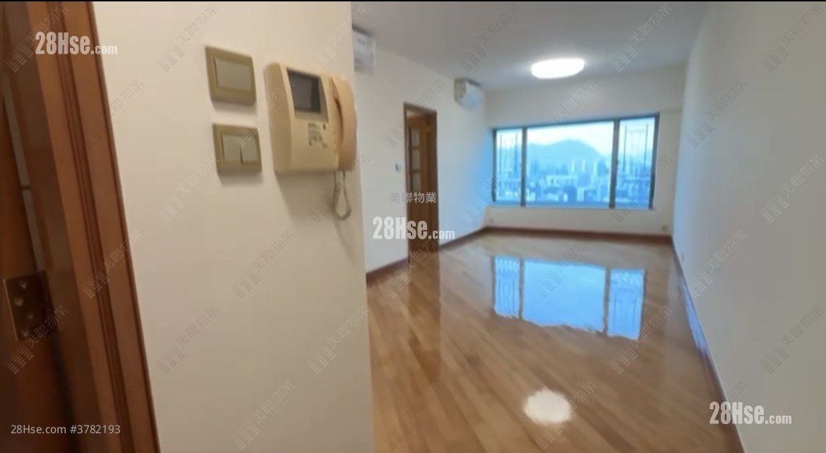 Sorrento Sell 3 Bedrooms 762 ft²