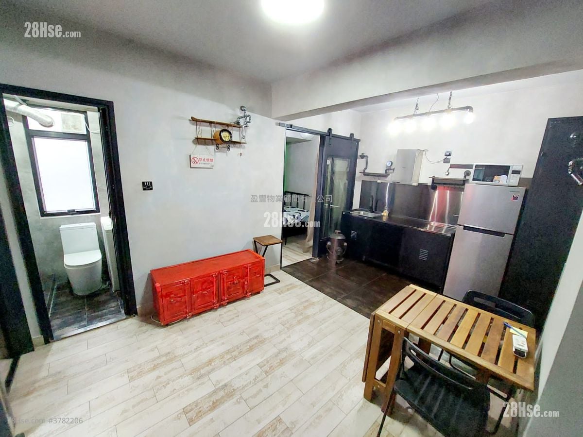 宝灵大厦 租盘 3 房 , 2 浴室 445 平方尺