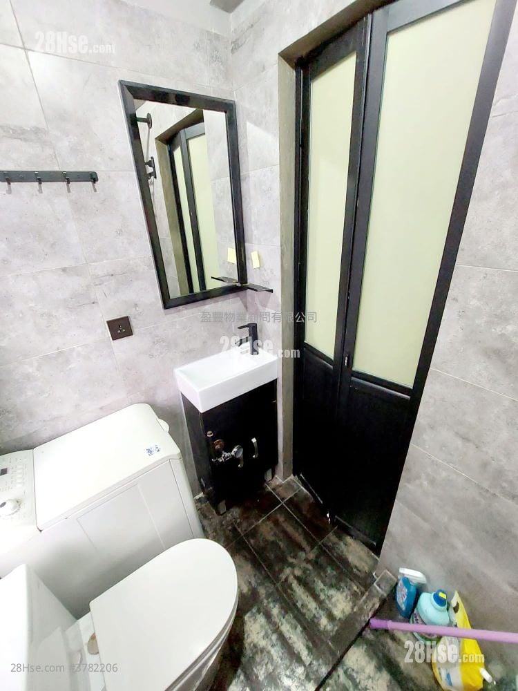 宝灵大厦 租盘 3 房 , 2 浴室 445 平方尺