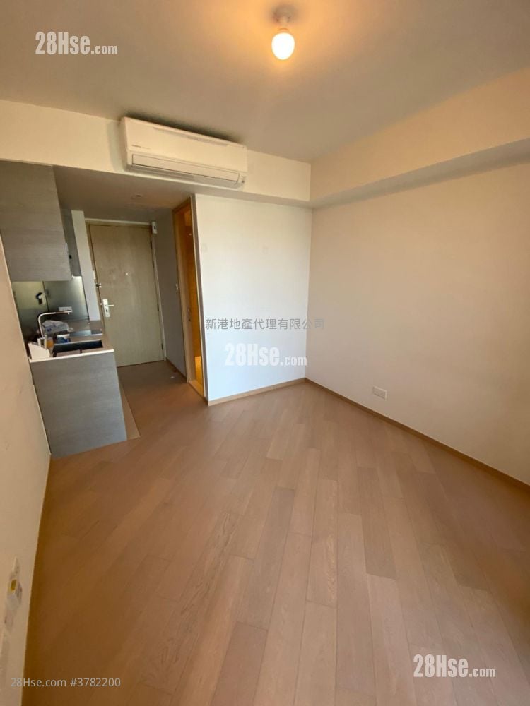 Upper East Sell Studio , 1 Bathroom 229 ft²