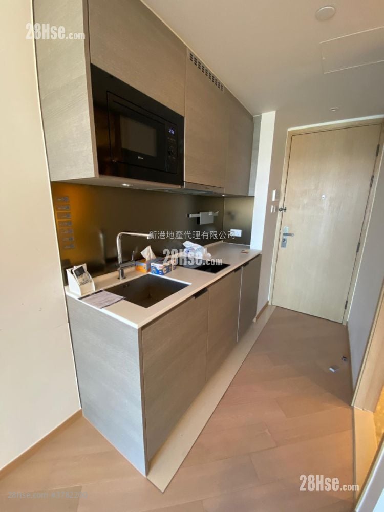 Upper East Sell Studio , 1 Bathroom 229 ft²