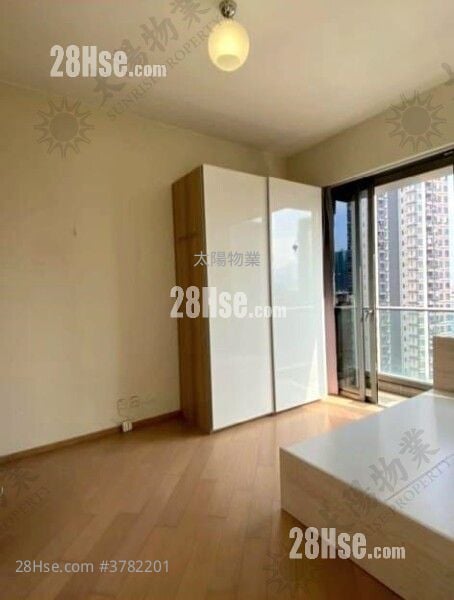 The Met. Focus Sell 240 ft²