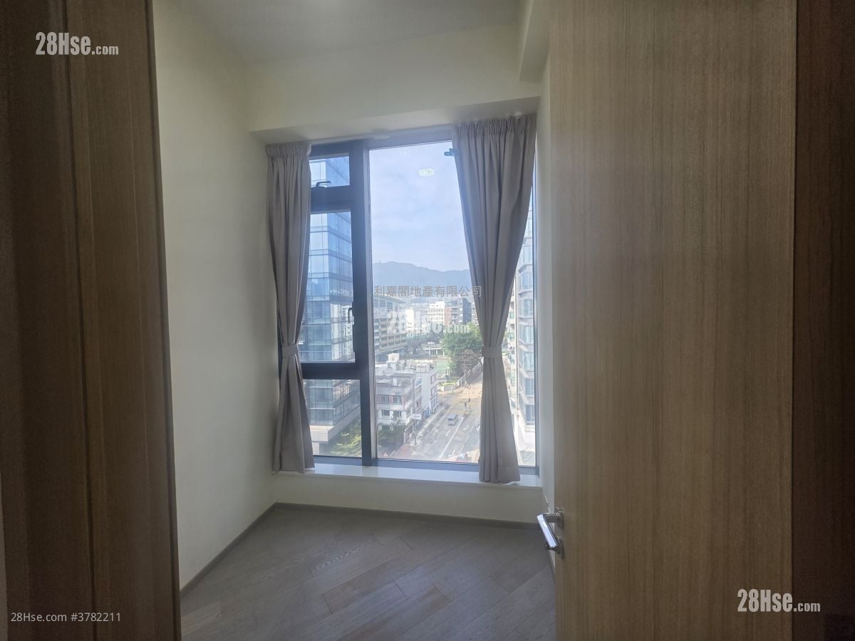 晟林 租盘 2 房 , 1 浴室 400 平方尺