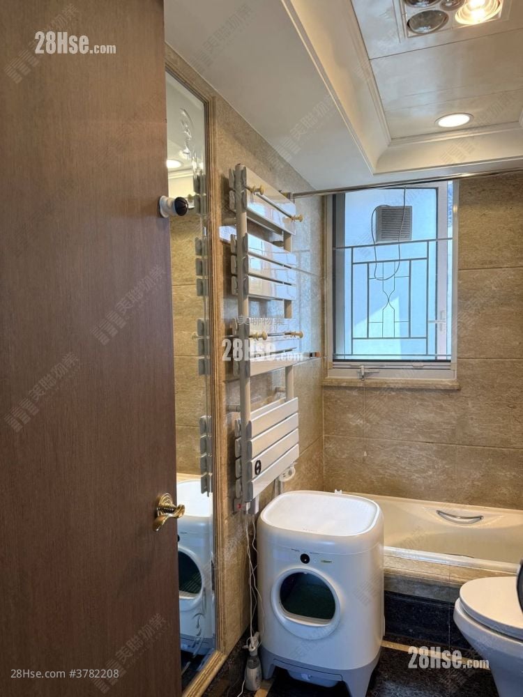 Symphony Bay Sell 4 Bedrooms , 3 Bathrooms 1,326 ft²