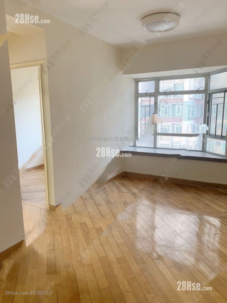 花都广场 售盘 2 房 413 平方尺