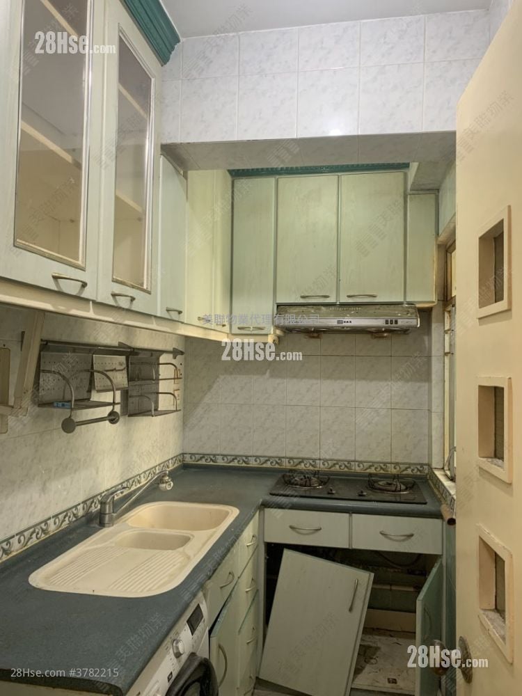 花都广场 售盘 2 房 413 平方尺