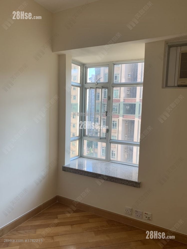 花都广场 售盘 2 房 413 平方尺