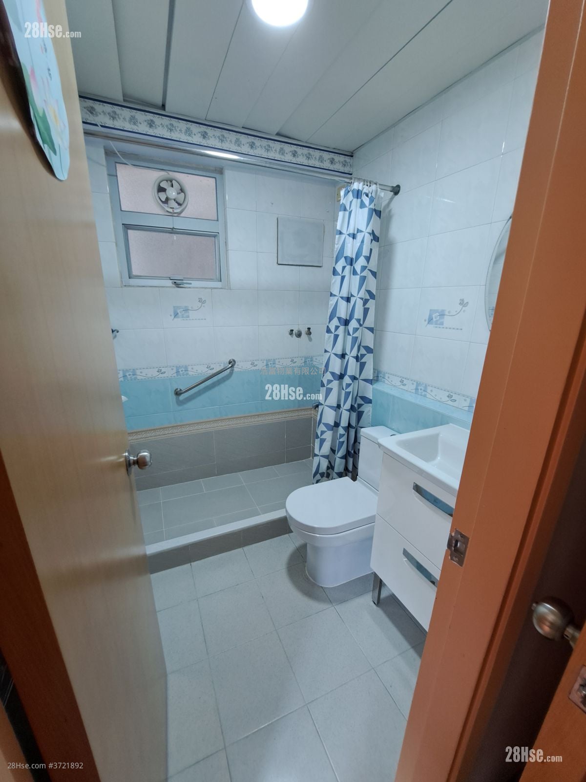 Mount Parker Lodge Sell 3 Bedrooms , 2 Bathrooms 872 ft²