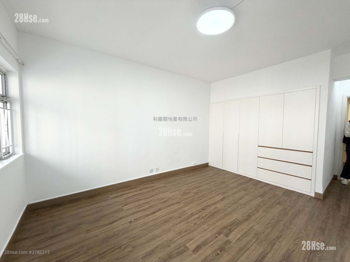 峰景大厦 租盘 3 房 , 3 浴室 1,658 平方尺