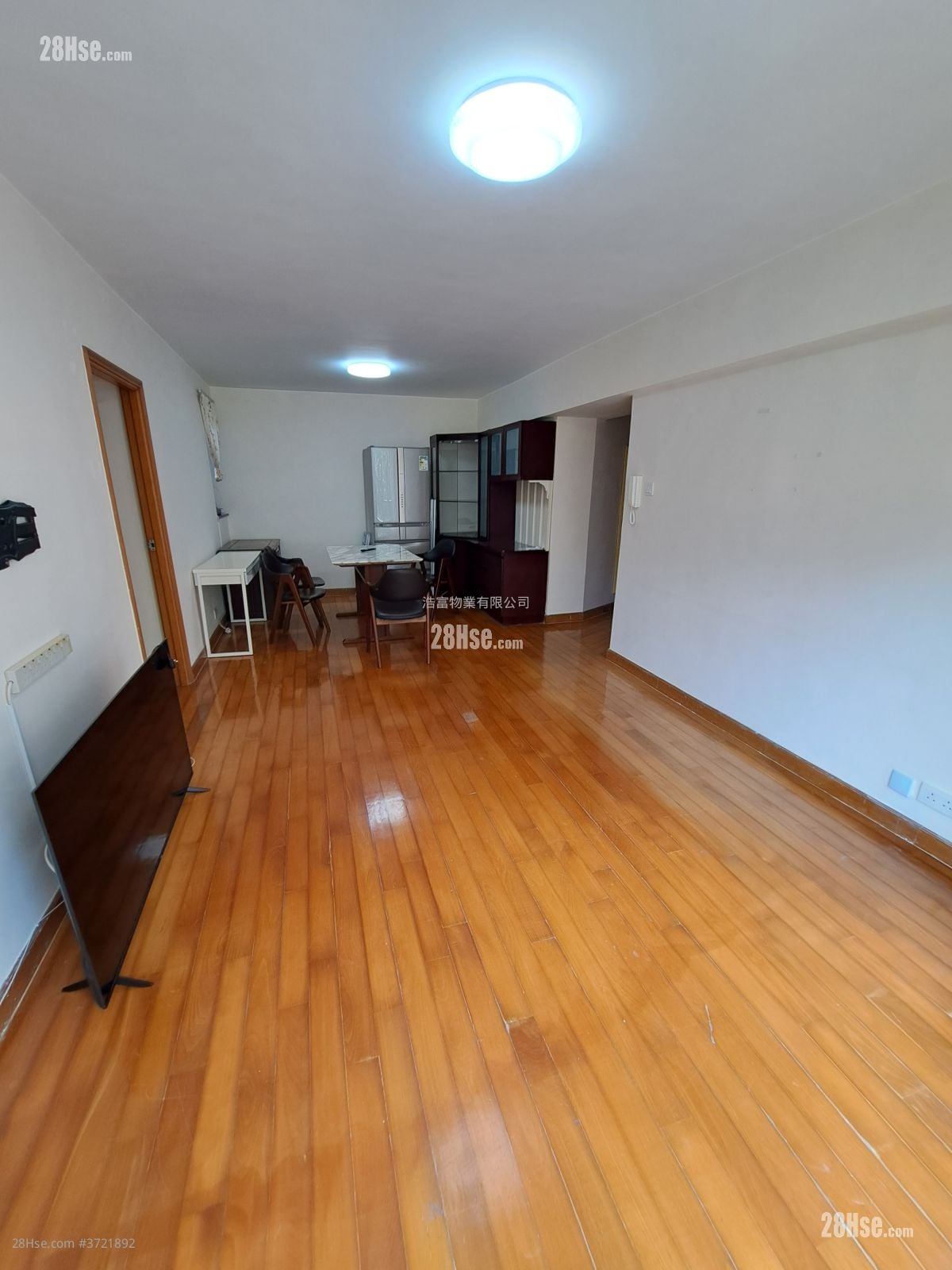 Mount Parker Lodge Sell 3 Bedrooms , 2 Bathrooms 872 ft²