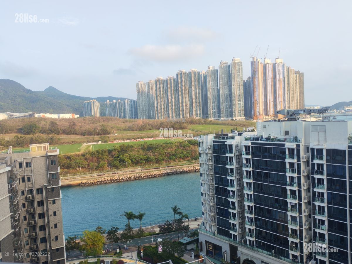 The Papillons Rental 3 Bedrooms , 2 Bathrooms 882 ft²