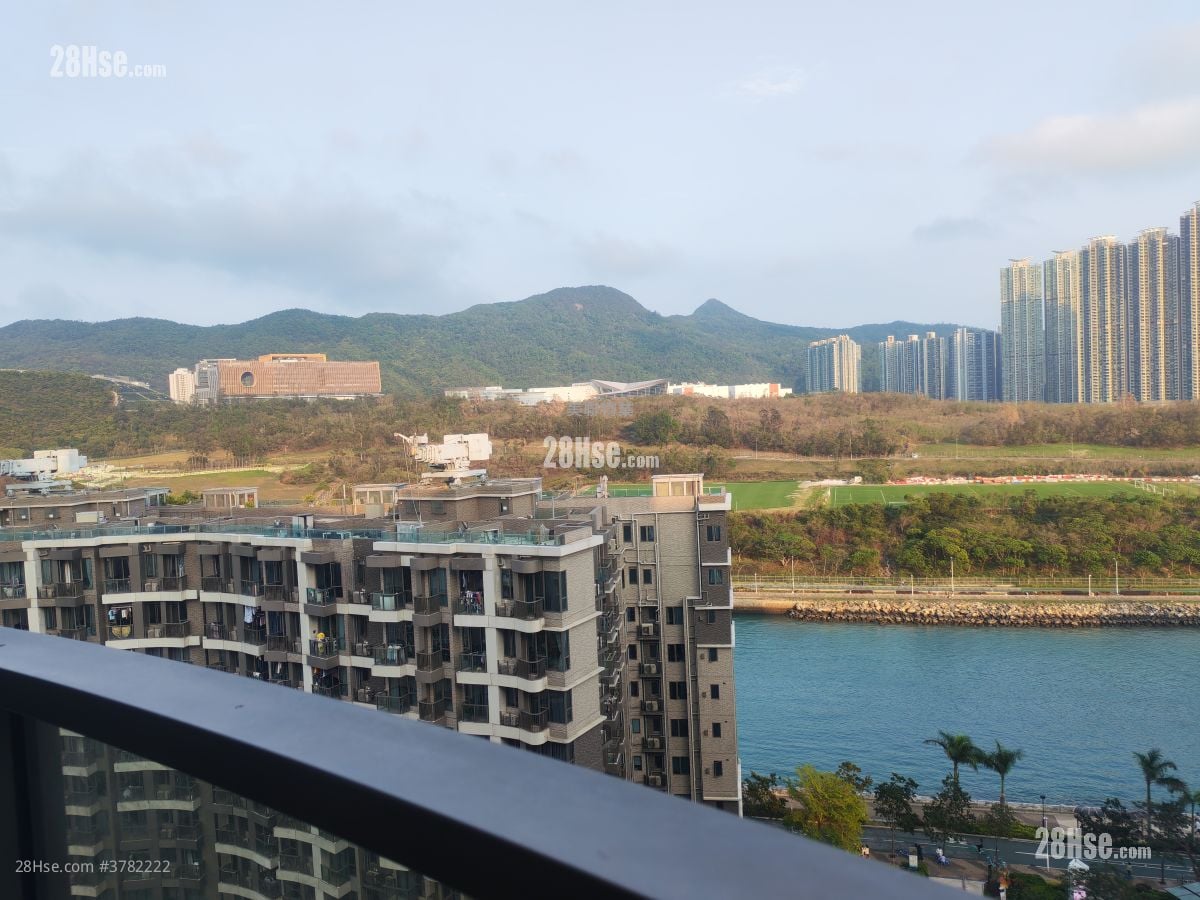 The Papillons Rental 3 Bedrooms , 2 Bathrooms 882 ft²