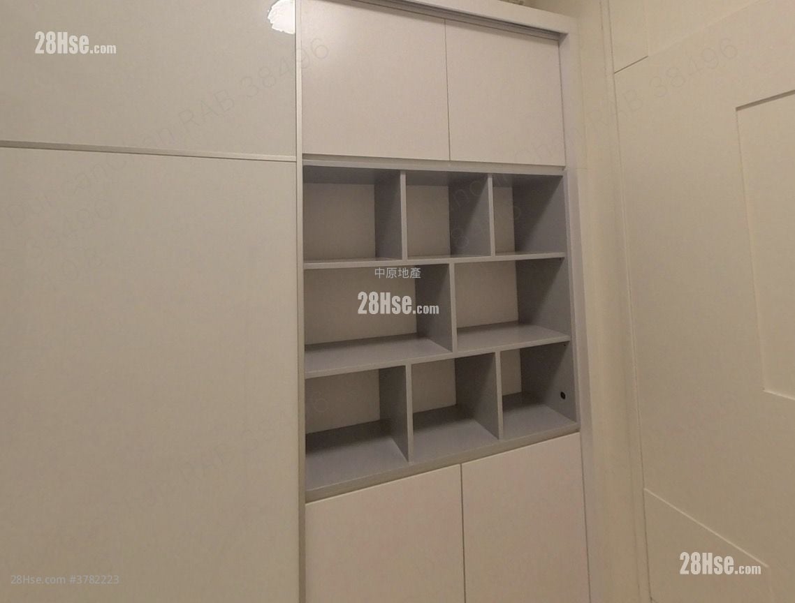 Tai Po Centre Sell 2 Bedrooms , 1 Bathroom 451 ft²