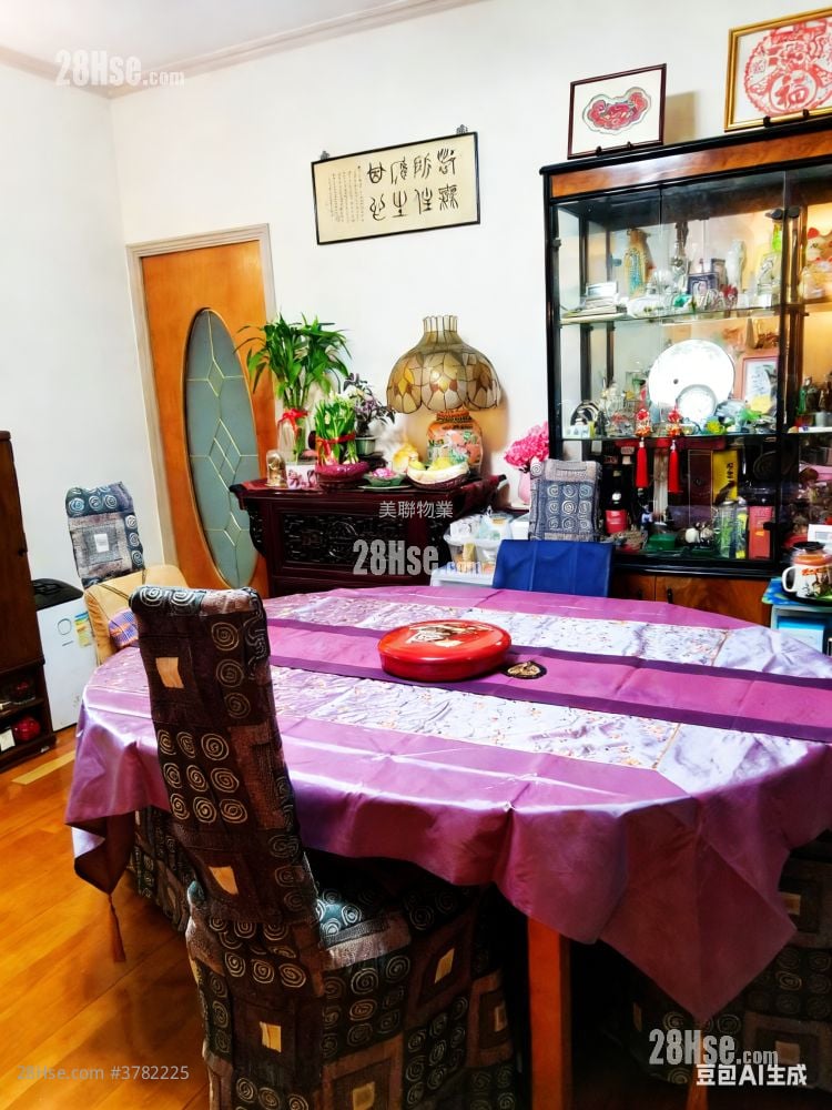 Cloudview Mansion Sell 3 Bedrooms , 1 Bathroom 1,204 ft²