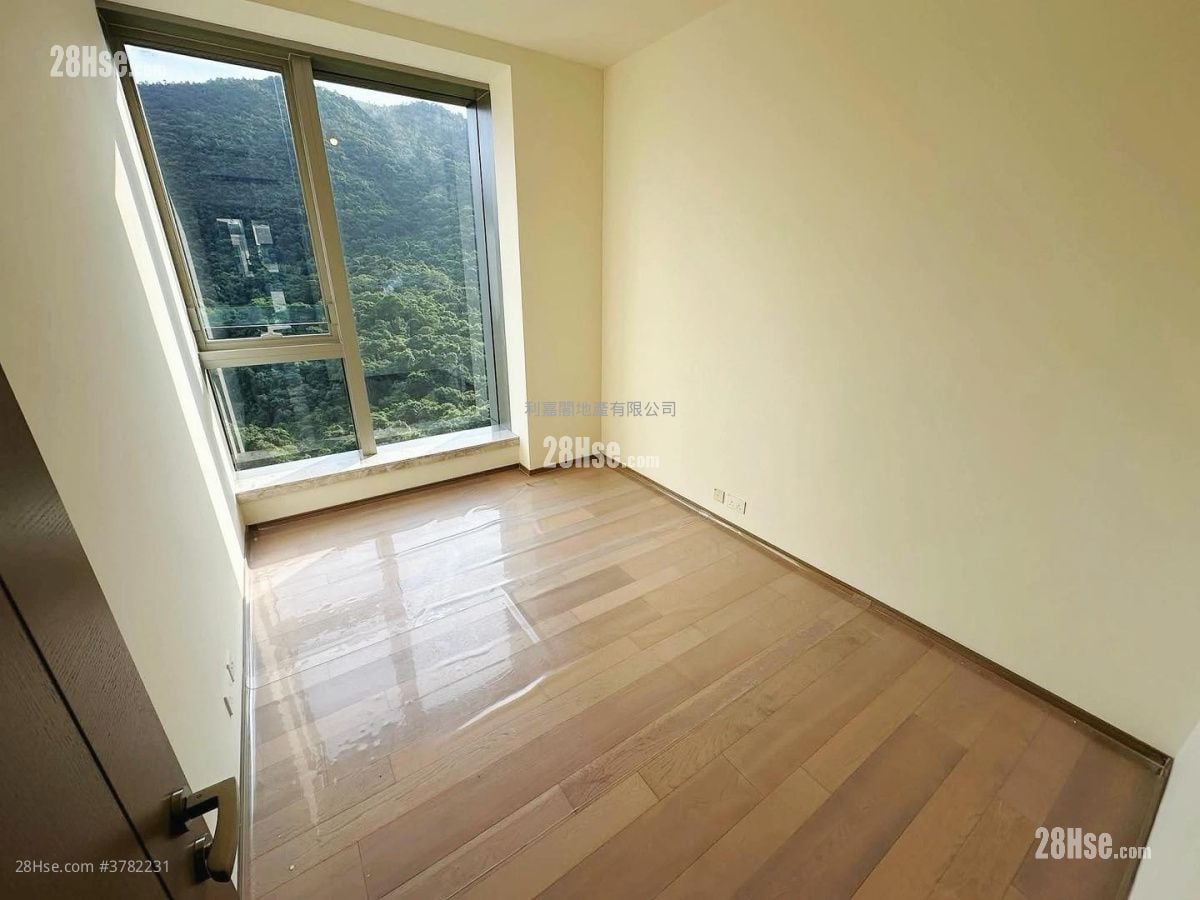 富豪山峯 售盘 4 房 , 4 浴室 1,625 平方尺