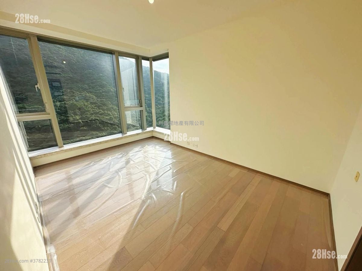 富豪山峯 售盘 4 房 , 4 浴室 1,625 平方尺