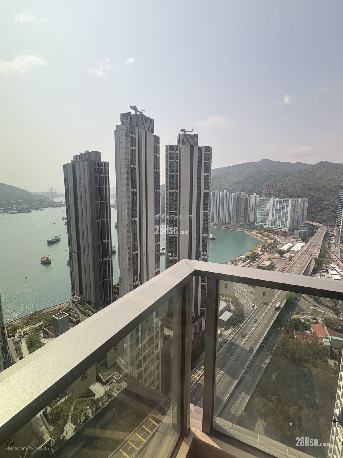 Parc City Sell 3 Bedrooms , 2 Bathrooms 838 ft²