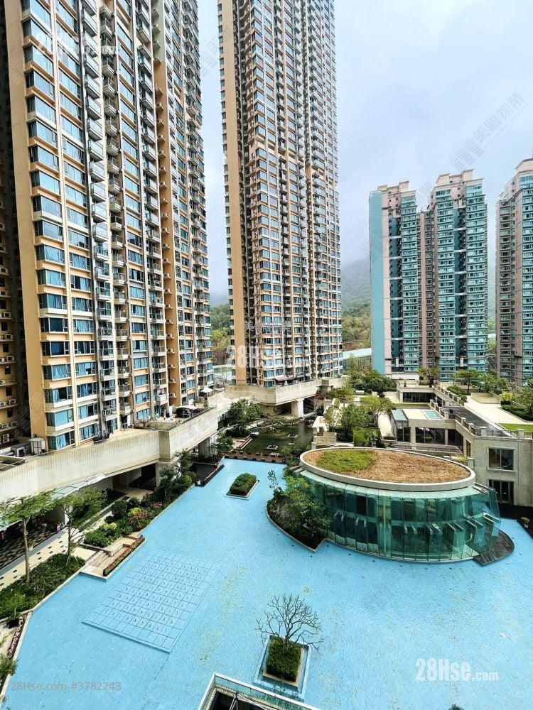 银湖天峰 售盘 3 房 , 2 浴室 700 平方尺