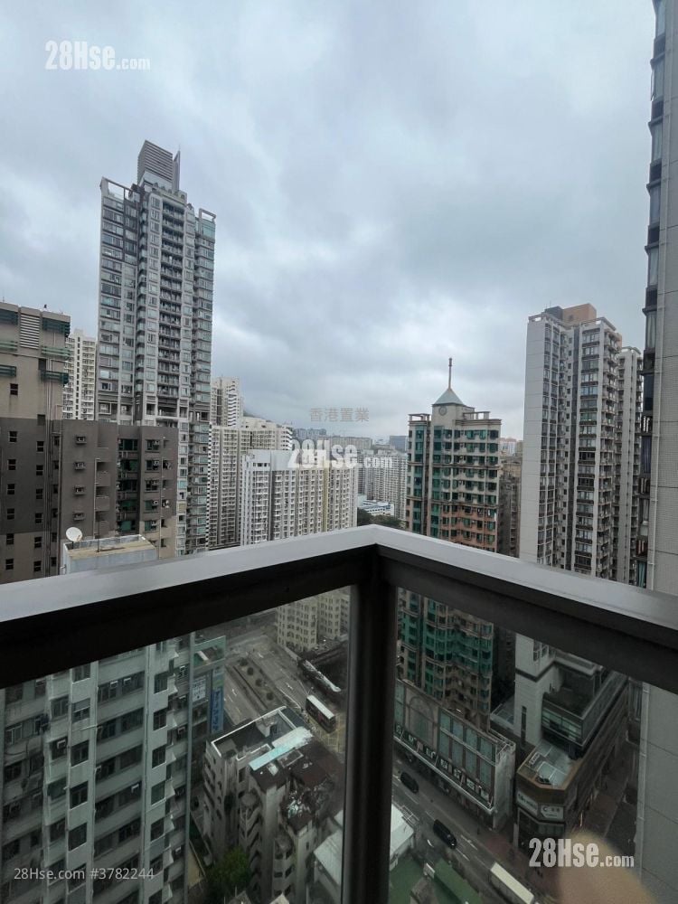 Heya Crystal Rental 2 Bedrooms , 1 Bathroom 498 ft²