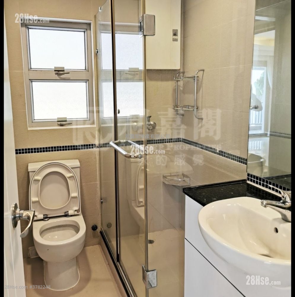 云景台 租盘 3 房 , 2 浴室 1,065 平方尺