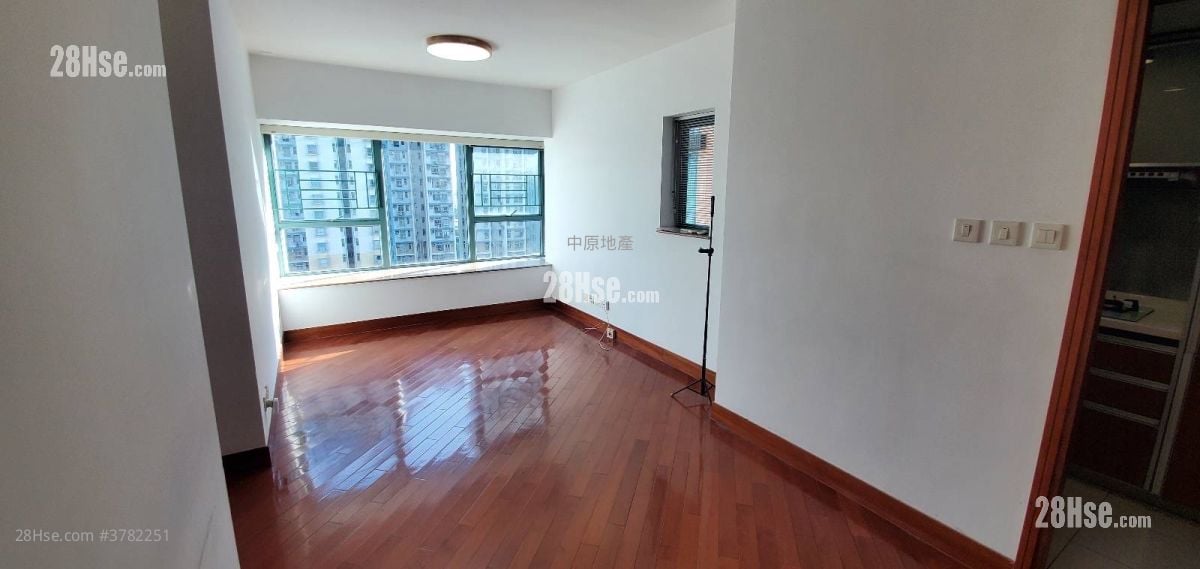 碧海蓝天 售盘 2 房 494 平方尺