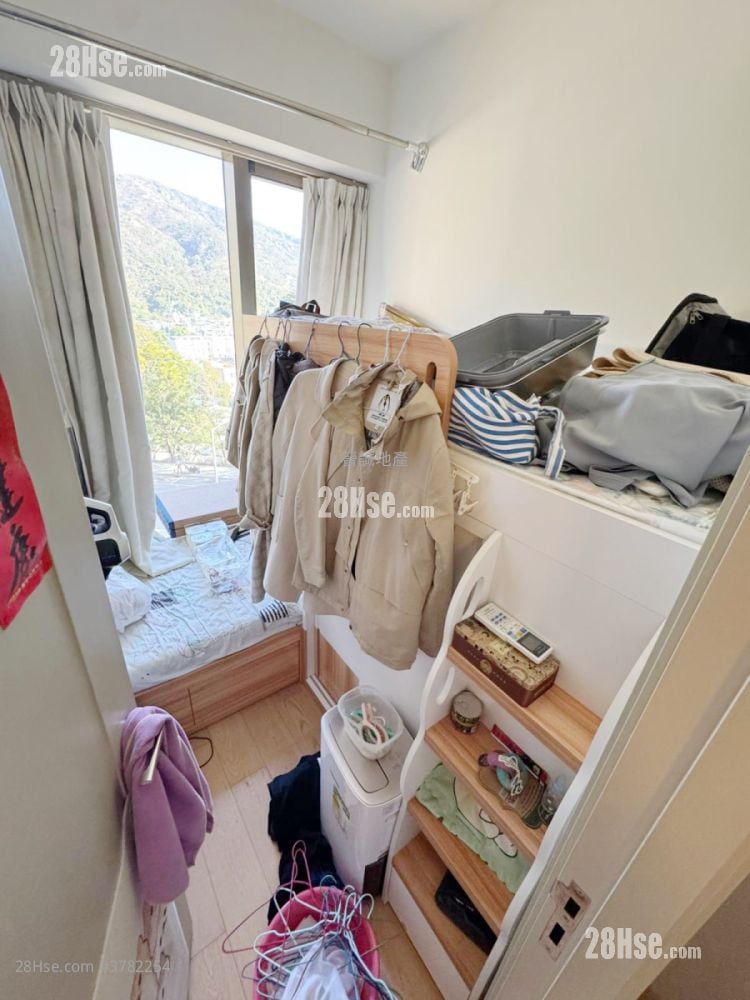 Napa Sell 2 Bedrooms , 1 Bathroom 512 ft²