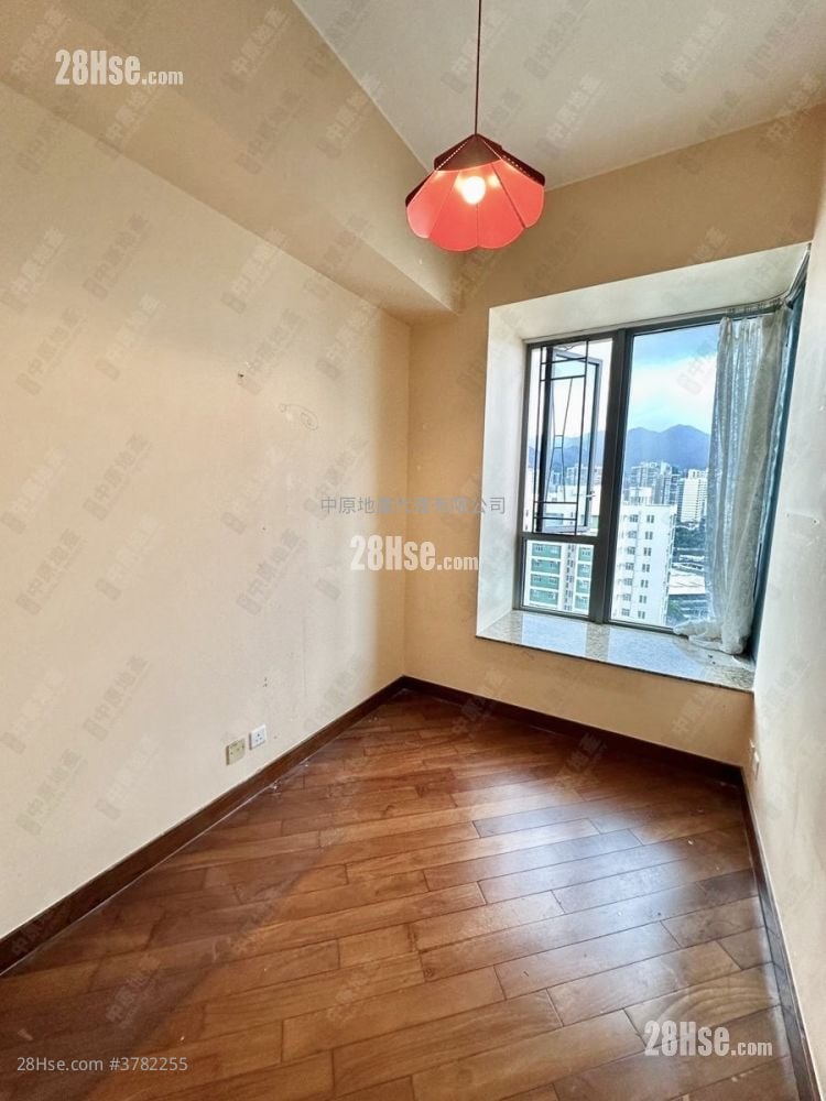 御龙山 租盘 3 房 , 2 浴室 1,016 平方尺