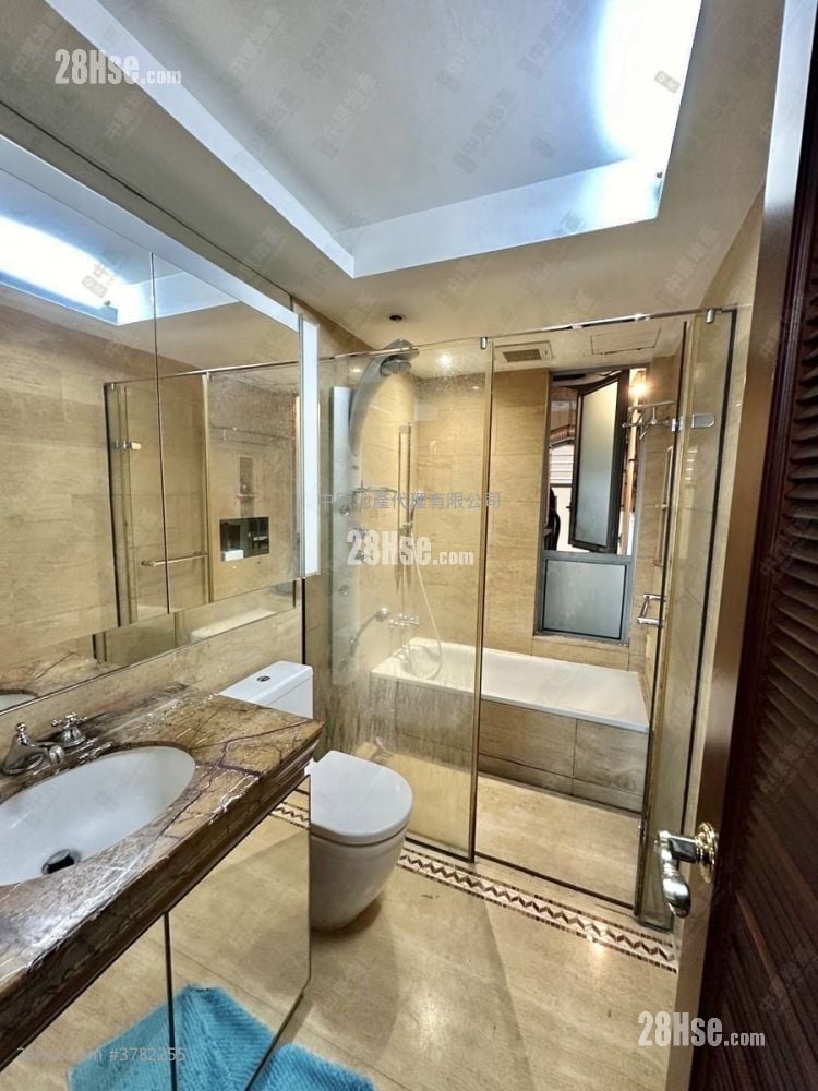 御龙山 租盘 3 房 , 2 浴室 1,016 平方尺