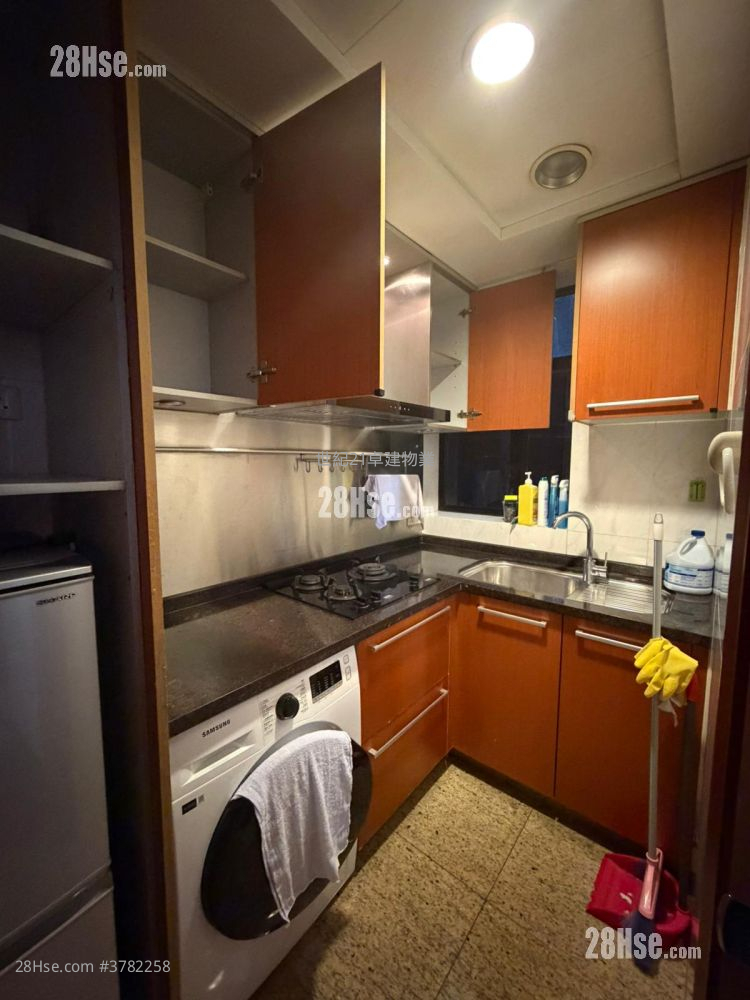 凯旋门 租盘 1 房 , 1 浴室 398 平方尺