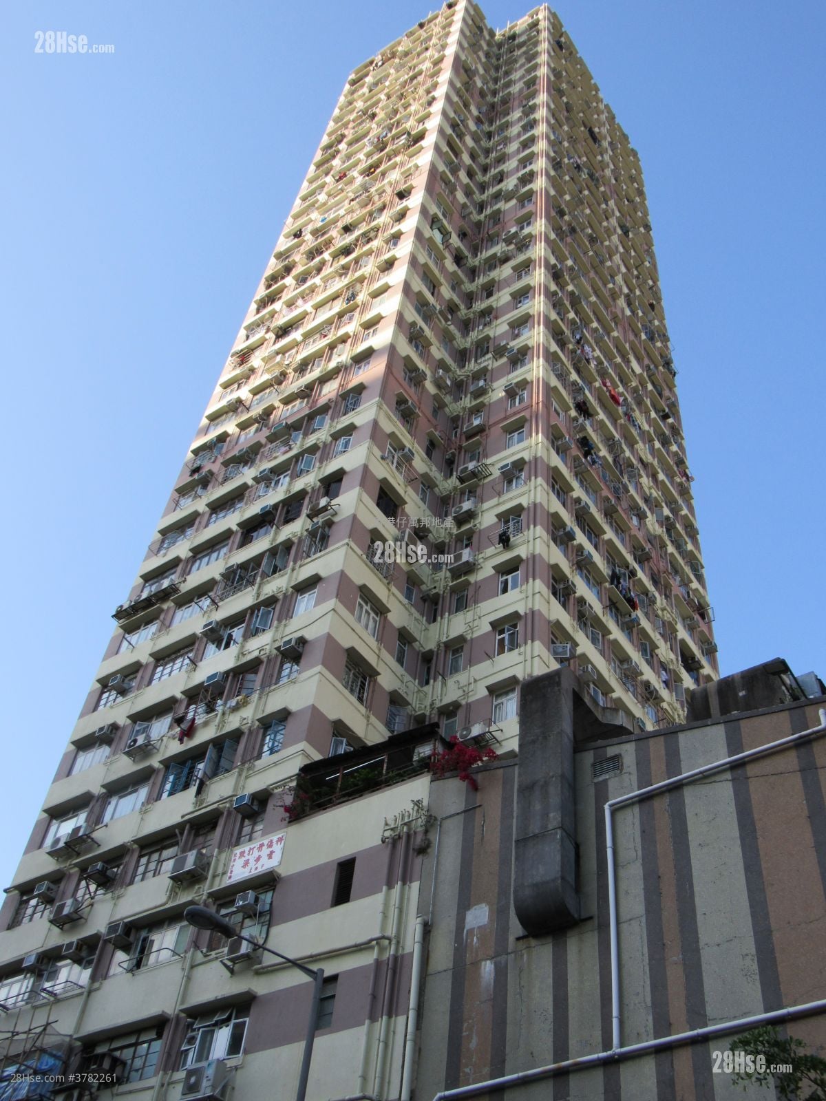 华富阁 租盘 2 房 381 平方尺