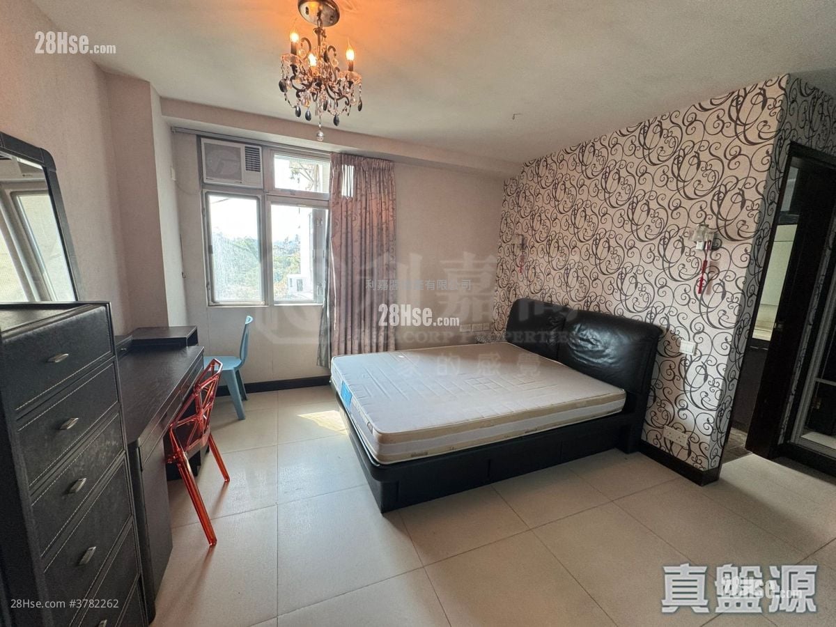 美孚新邨 售盘 4 房 1,327 平方尺