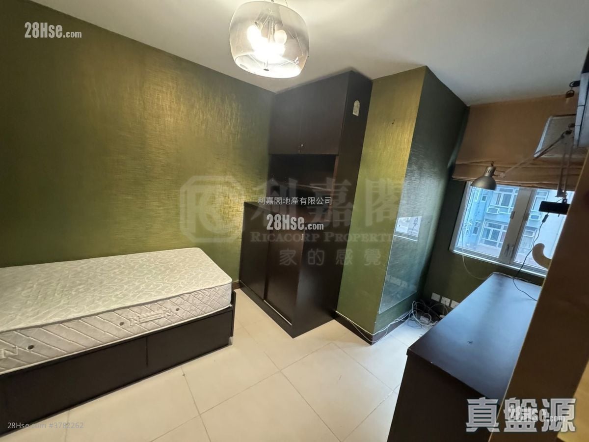 美孚新邨 售盘 4 房 1,327 平方尺