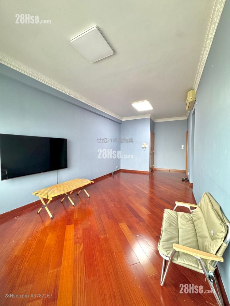 The Arch Rental 3 Bedrooms , 2 Bathrooms 871 ft²