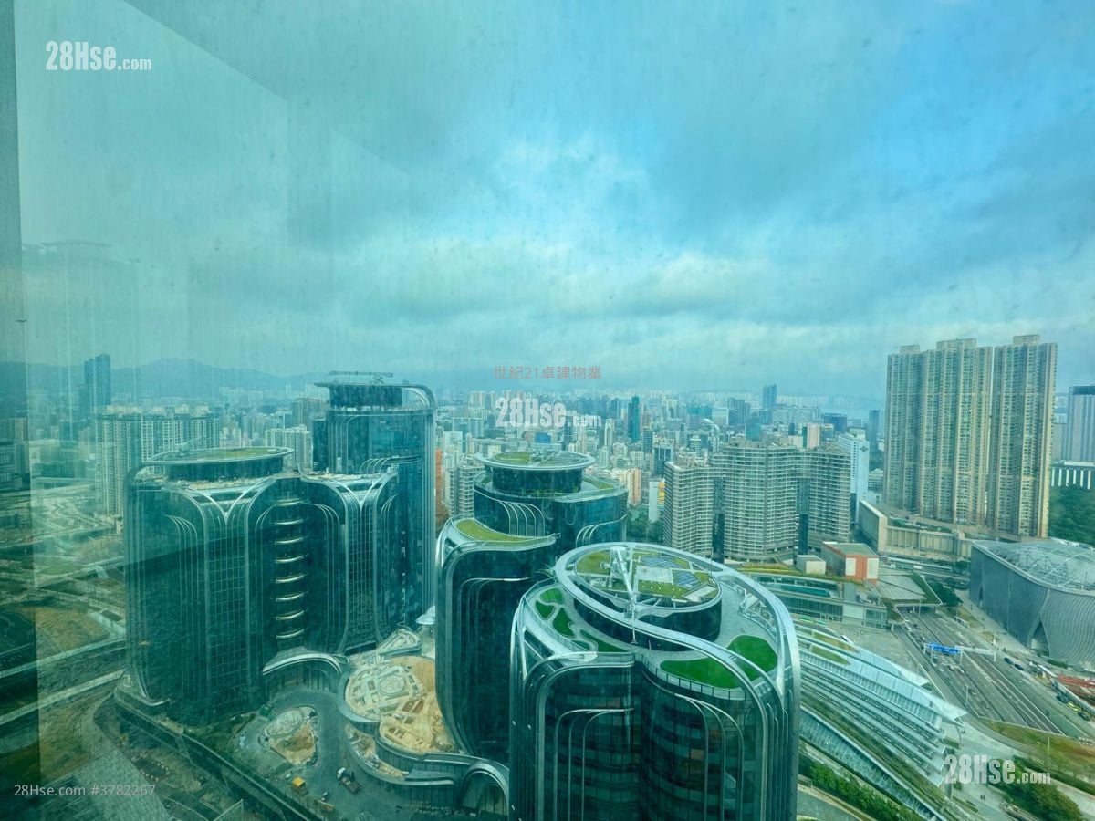 The Arch Rental 3 Bedrooms , 2 Bathrooms 871 ft²