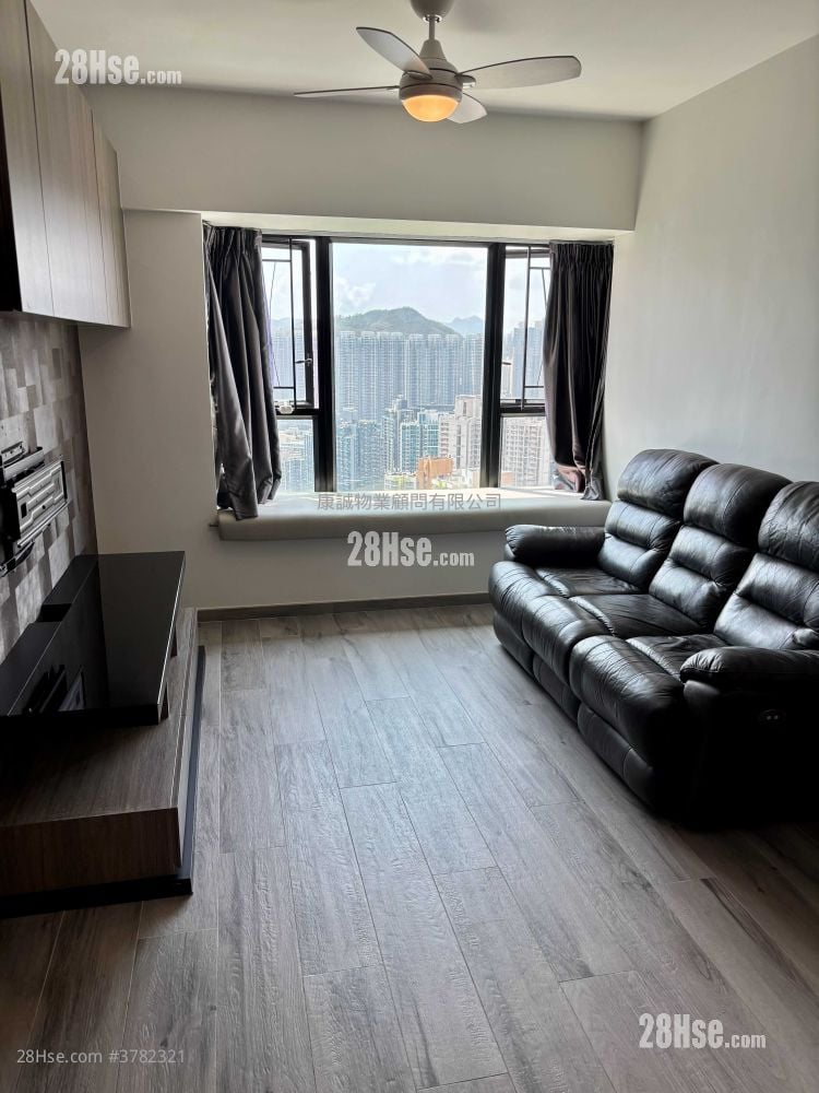 Oscar By The Sea Rental 2 Bedrooms , 1 Bathroom 533 ft²