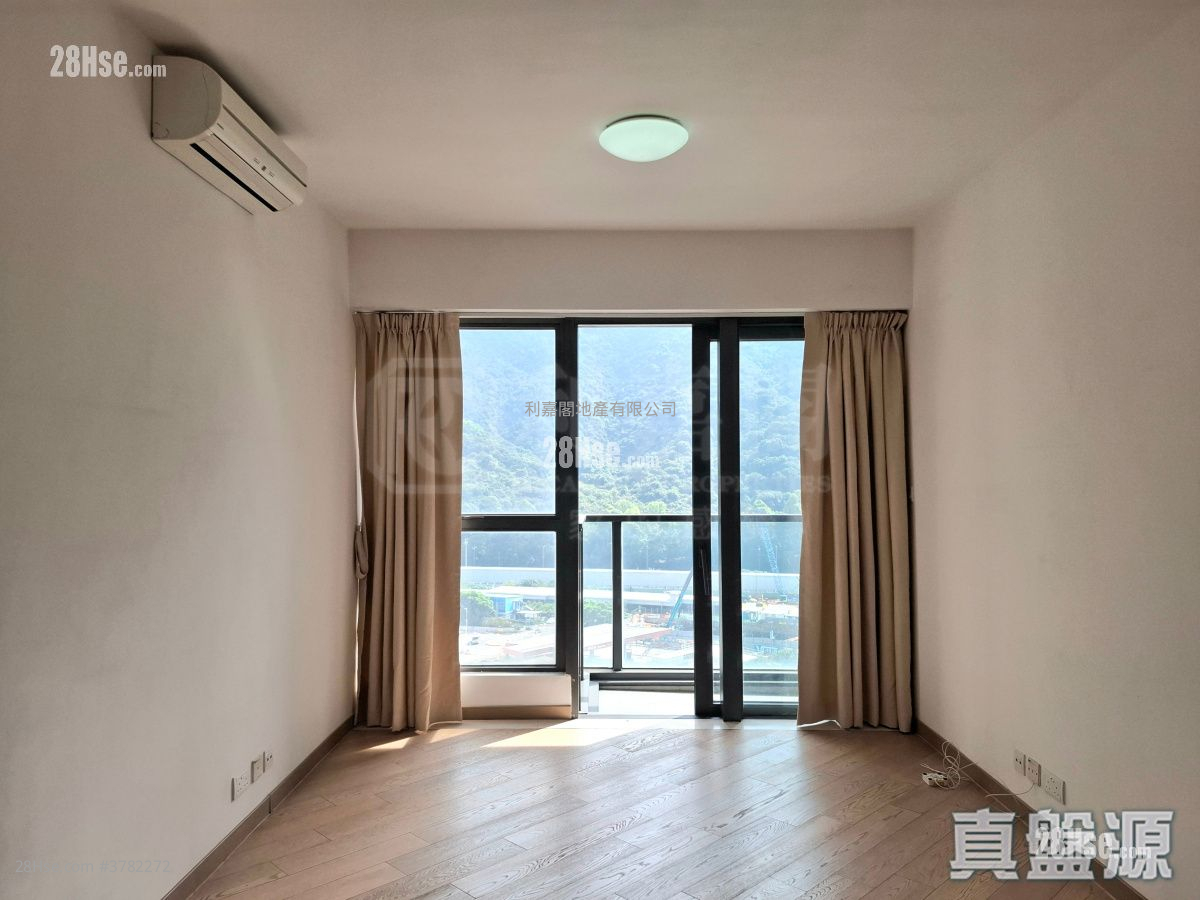 The Visionary Sell 2 Bedrooms , 1 Bathroom 703 ft²