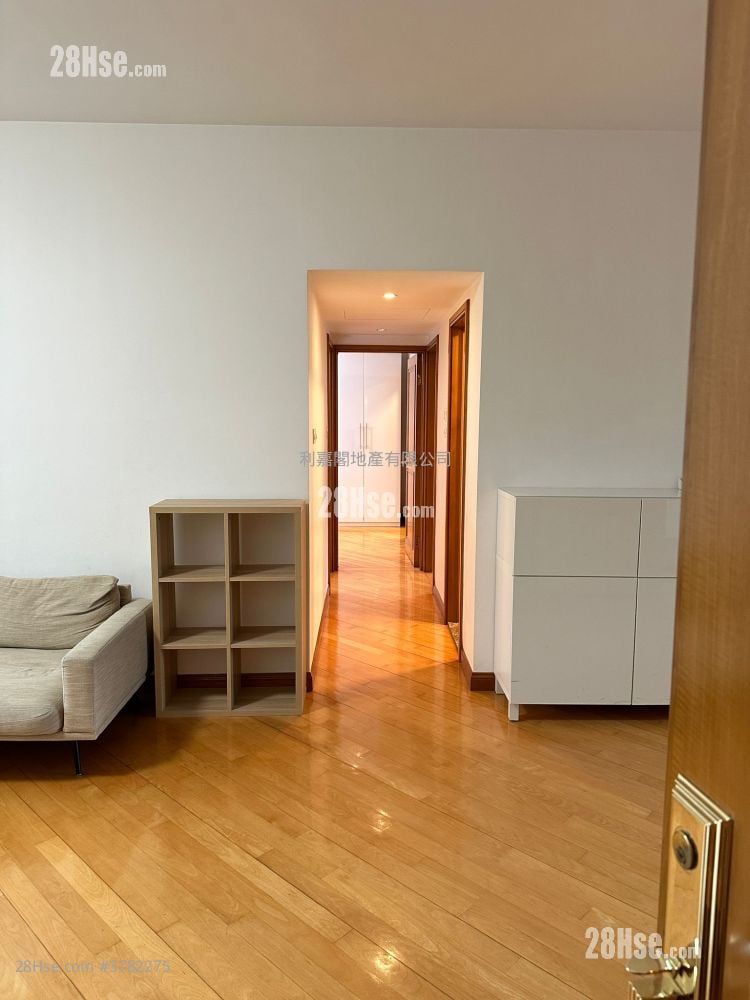 礼顿山 售盘 3 房 1,087 平方尺