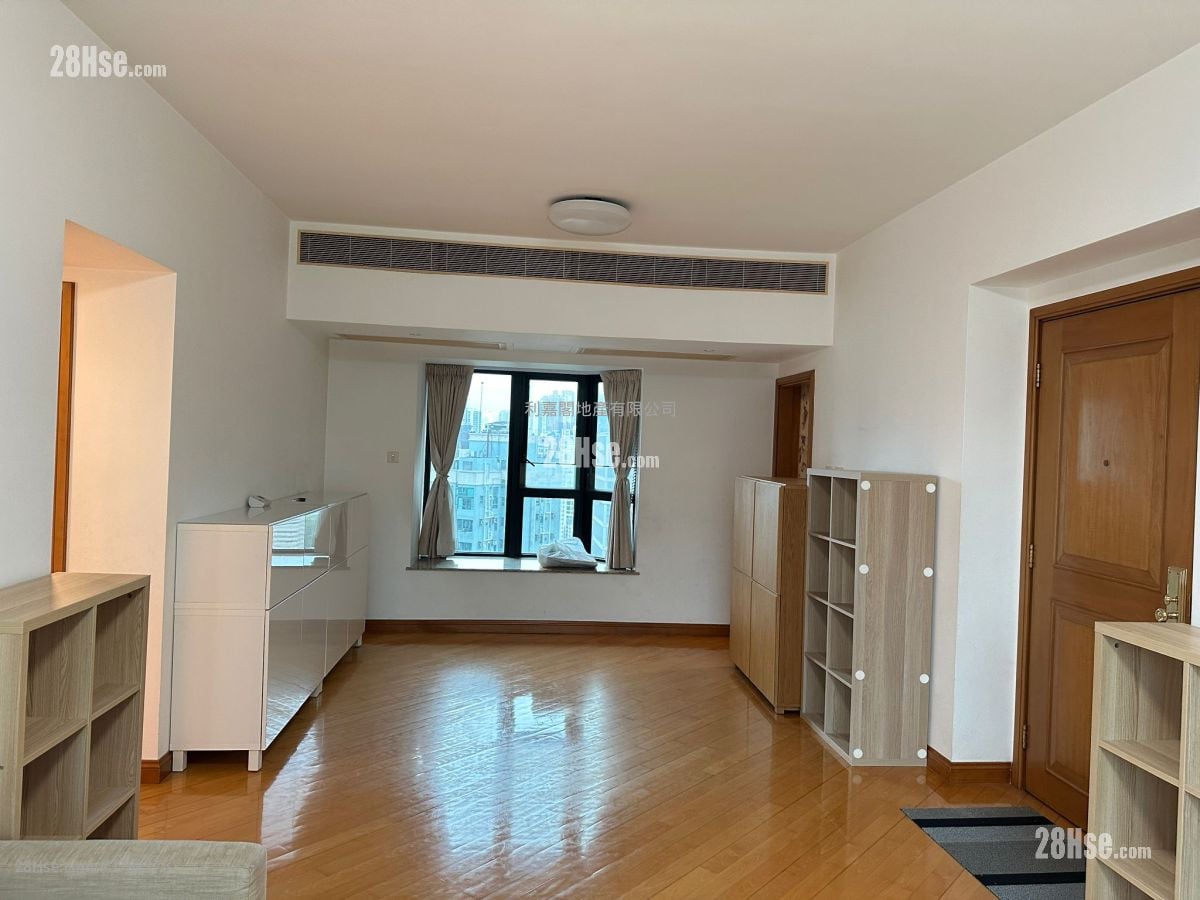 礼顿山 售盘 3 房 1,087 平方尺