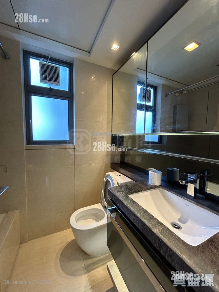 Residence誉88 售盘 3 房 663 平方尺