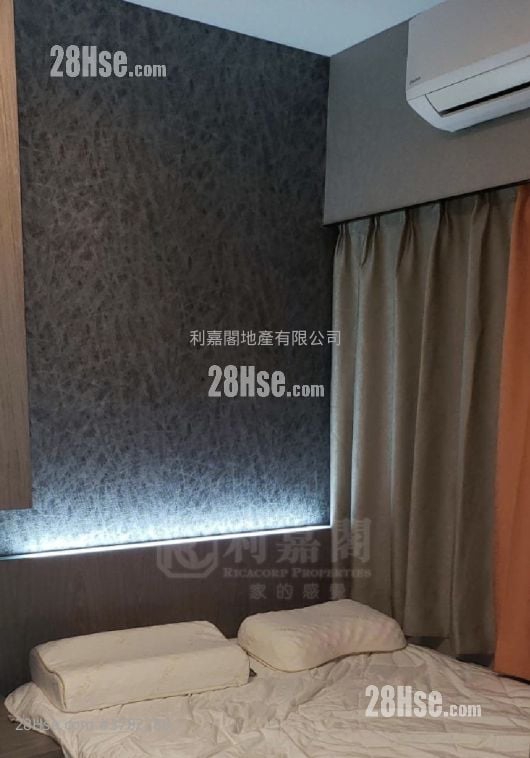 Hoi Lok Court Sell 2 Bedrooms 482 ft²