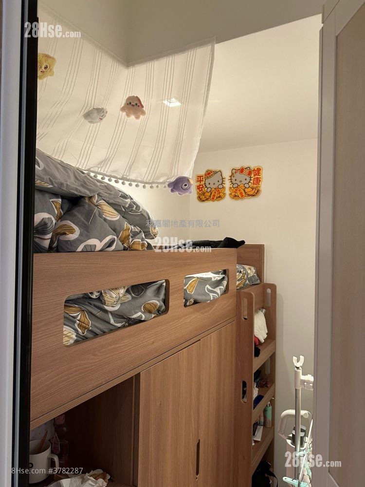 峻峦 售盘 2 房 , 1 浴室 405 平方尺