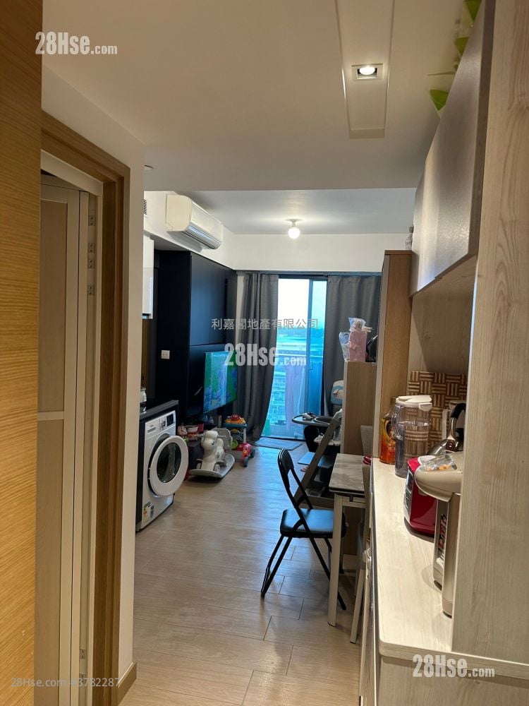 峻峦 售盘 2 房 , 1 浴室 405 平方尺