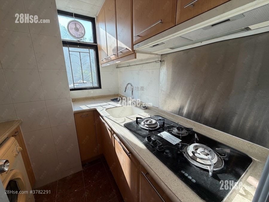 Villa Pinada House Sell 2 Bedrooms 589 ft²