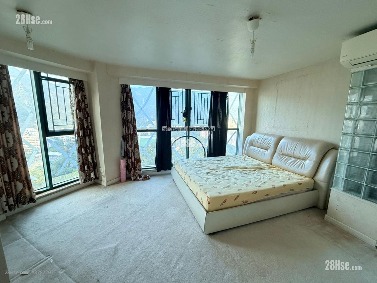 Galaxia Sell 3 Bedrooms , 2 Bathrooms 1,271 ft²